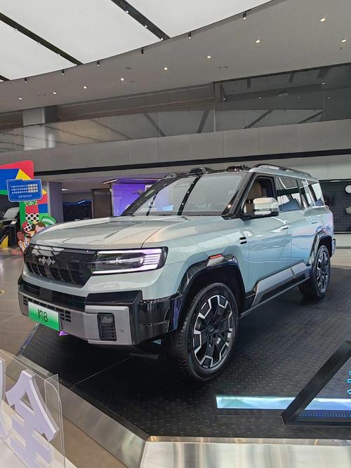 广州196比亚迪方程豹硬派越野的爆款，英菲尼迪35周年与你共成长